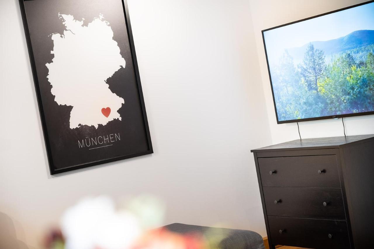 Marienplatz Apartment 2 Bedrooms Living Room Kitchen ミュンヘン エクステリア 写真