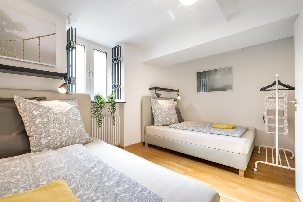 Marienplatz Apartment 2 Bedrooms Living Room Kitchen ミュンヘン エクステリア 写真