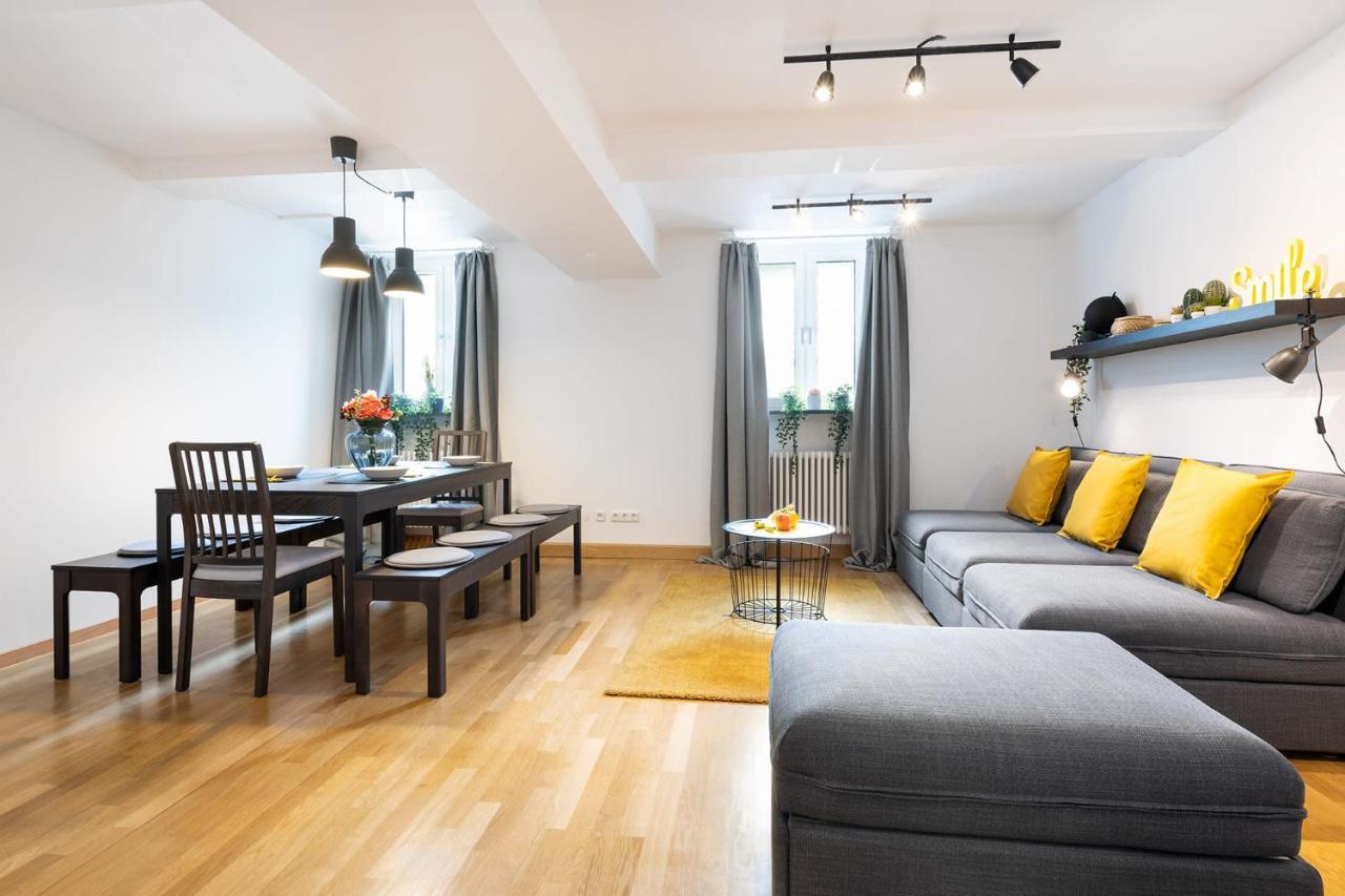 Marienplatz Apartment 2 Bedrooms Living Room Kitchen ミュンヘン エクステリア 写真